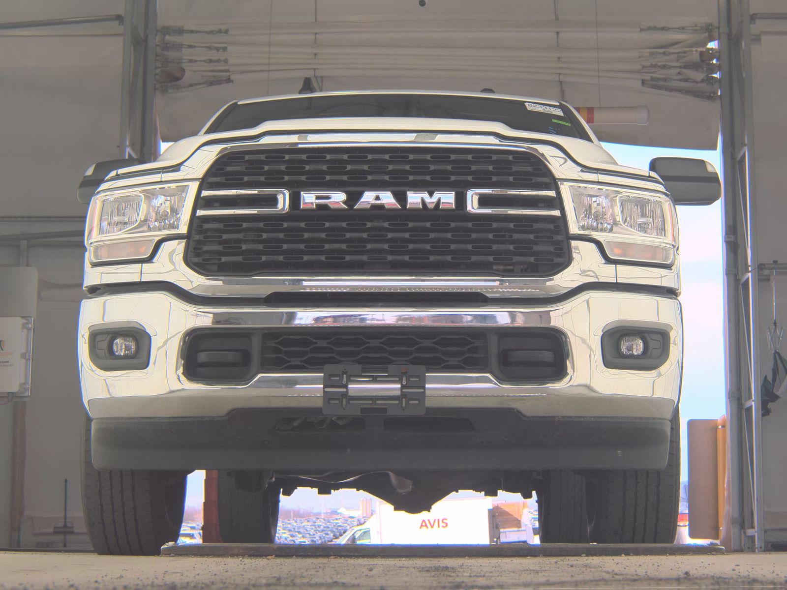 2022 DODGE RAM 2500 BIG HORN DIESEL WHITE SHORT BED SINGLE - Image 3