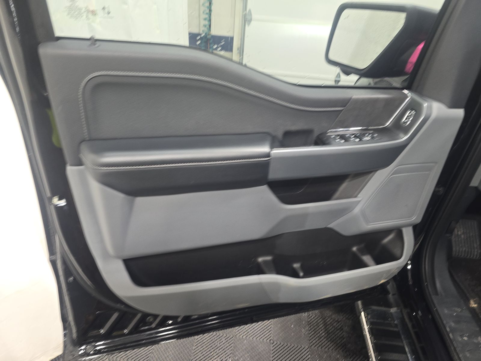 2024 Ford F-150 XLT AWD