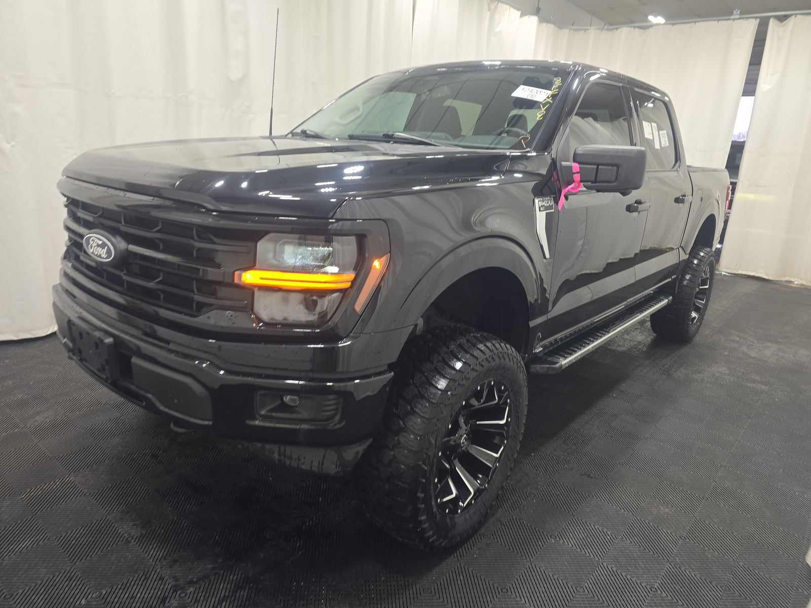 2024 Ford F-150 XLT AWD