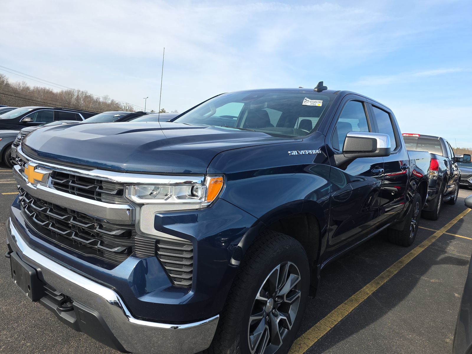 2023 Chevrolet Silverado 1500 LT AWD