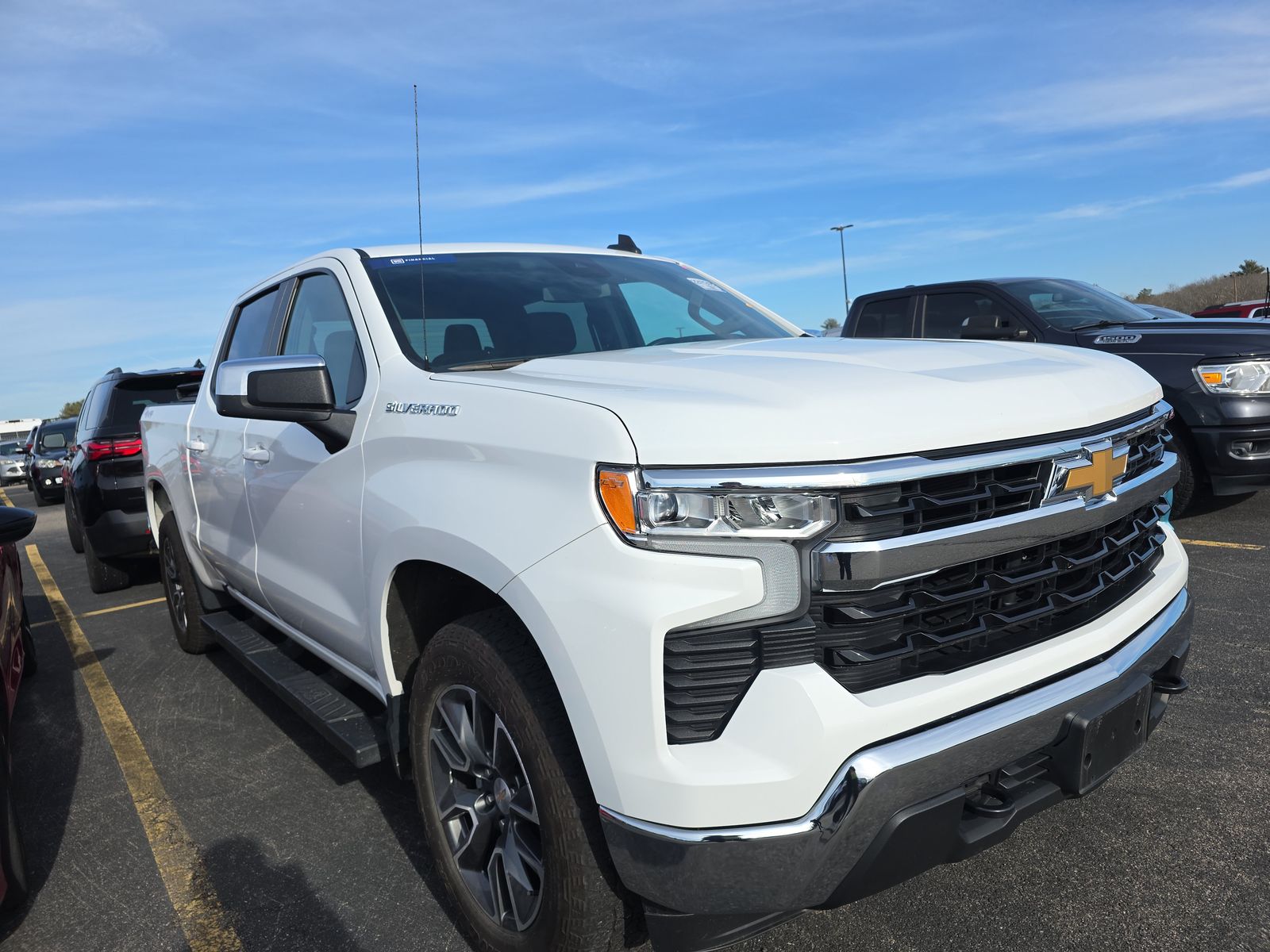 2023 Chevrolet Silverado 1500 LT AWD