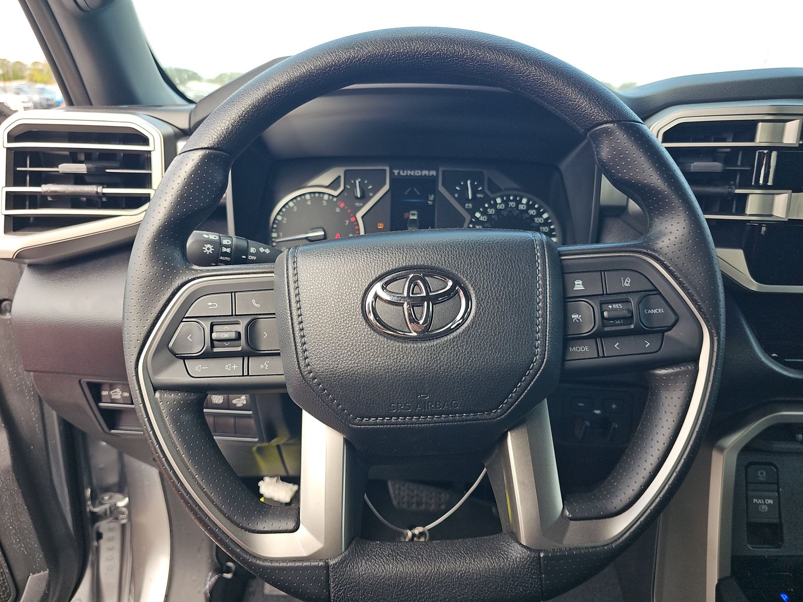 2025 Toyota Tundra SR5 AWD