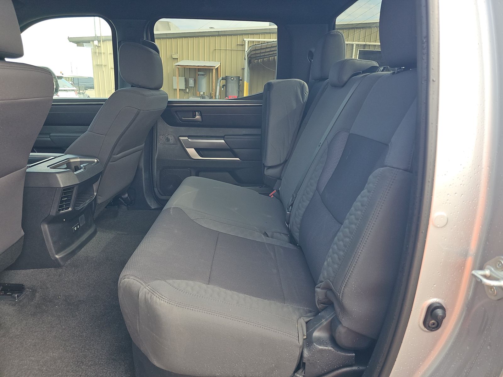 2025 Toyota Tundra SR5 AWD