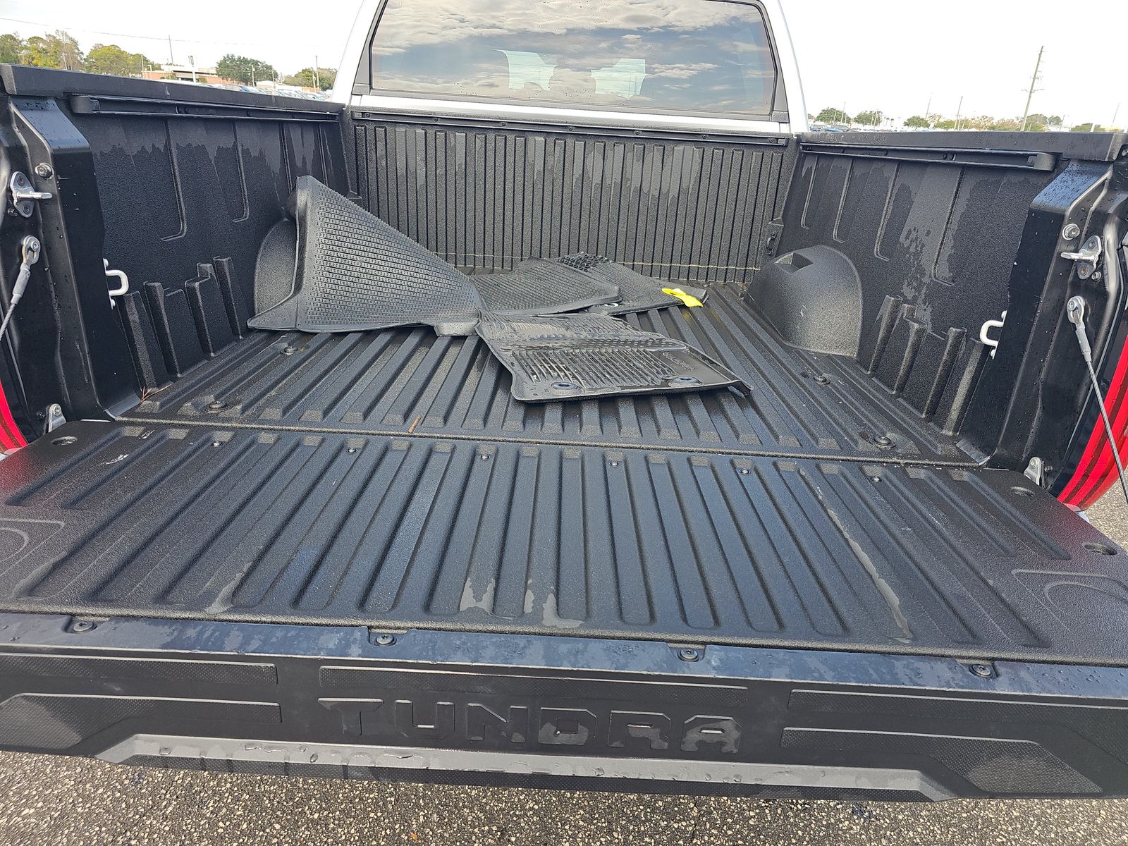 2025 Toyota Tundra SR5 AWD