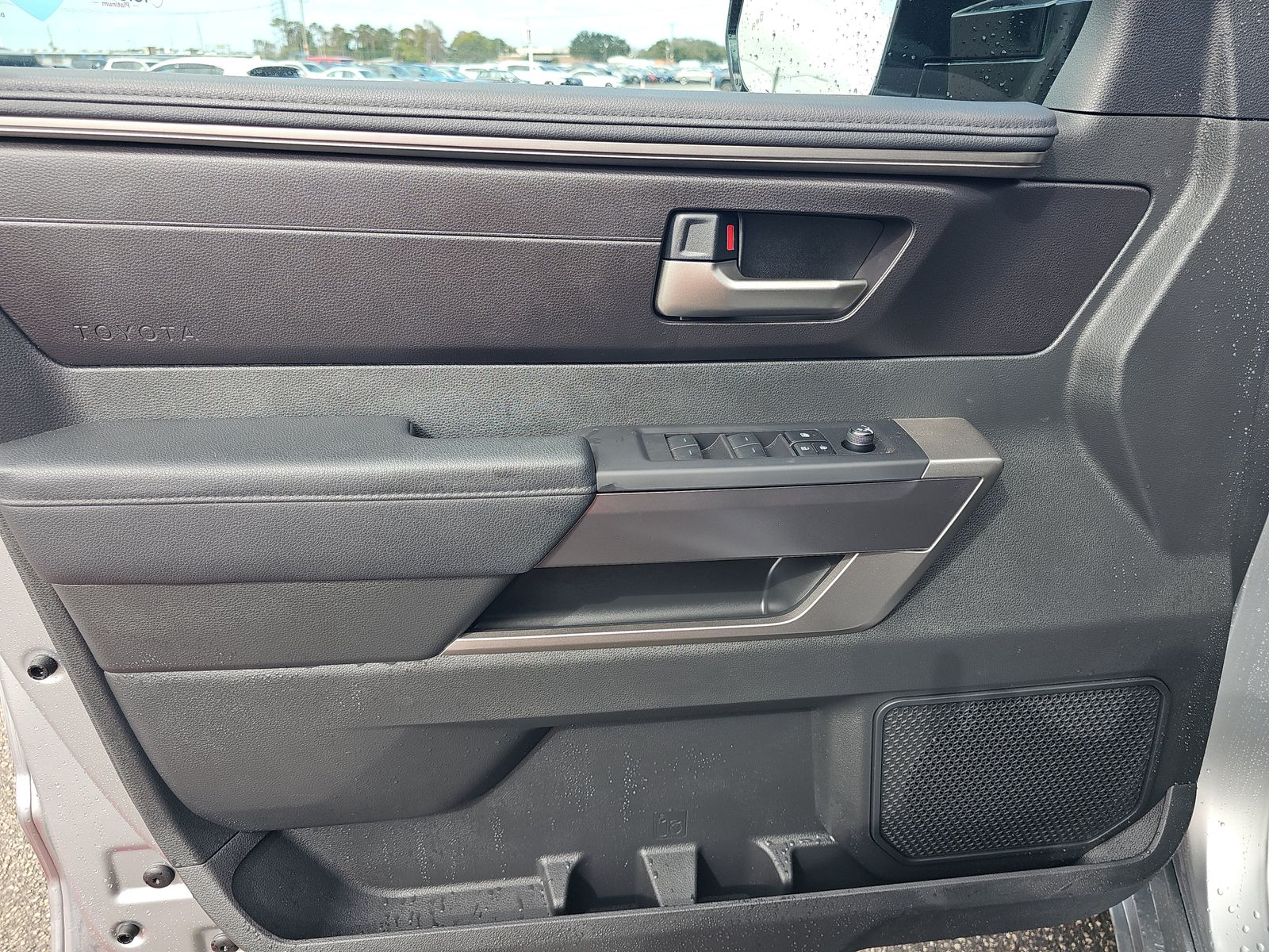 2025 Toyota Tundra SR5 AWD