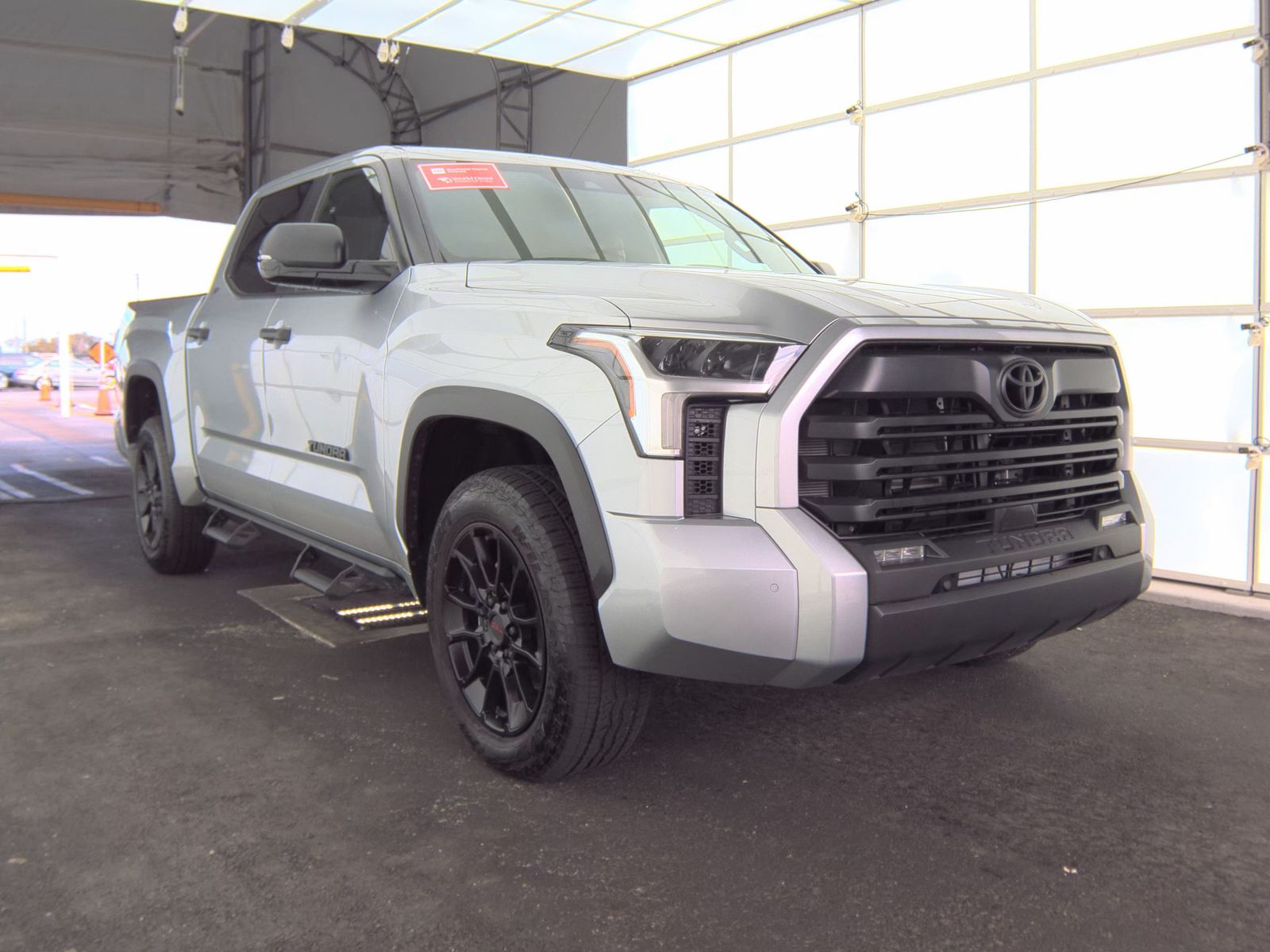 2025 Toyota Tundra SR5 AWD