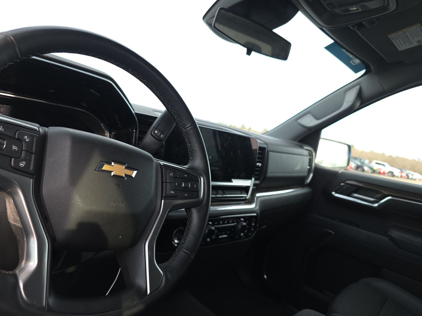 2023 Chevrolet Silverado 1500 LT AWD