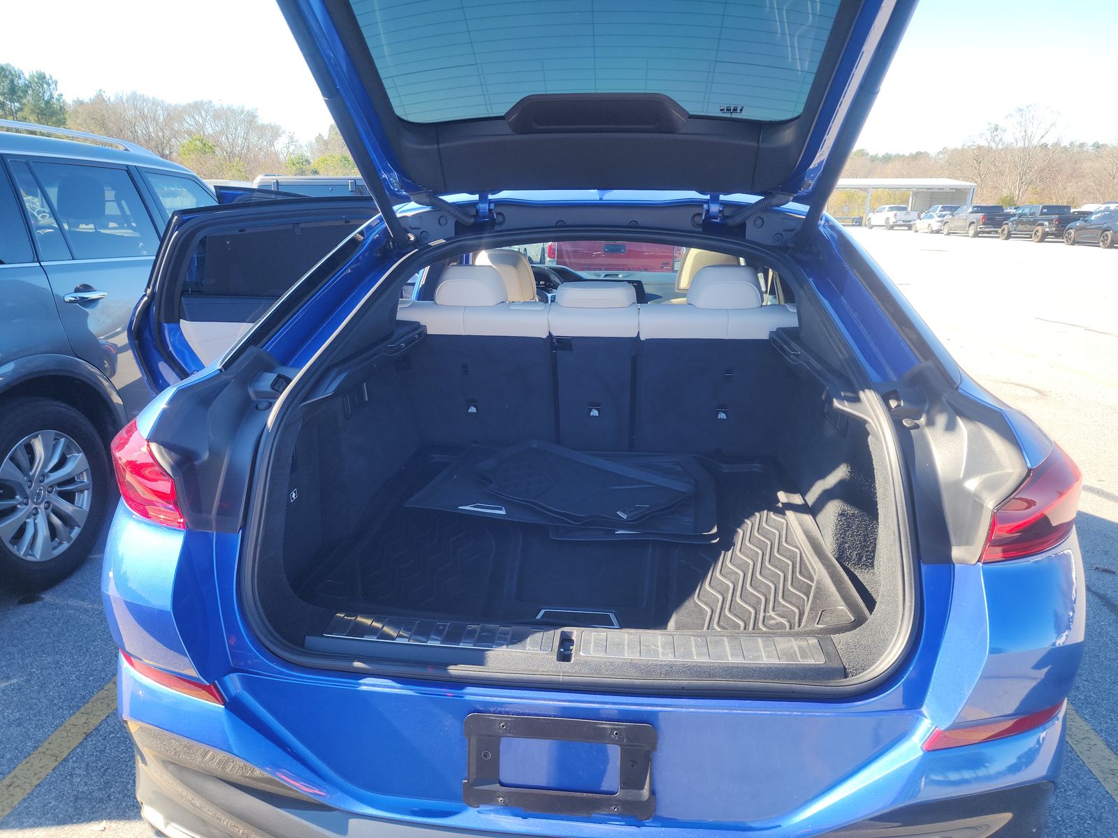 2020 BMW X6 M50i AWD