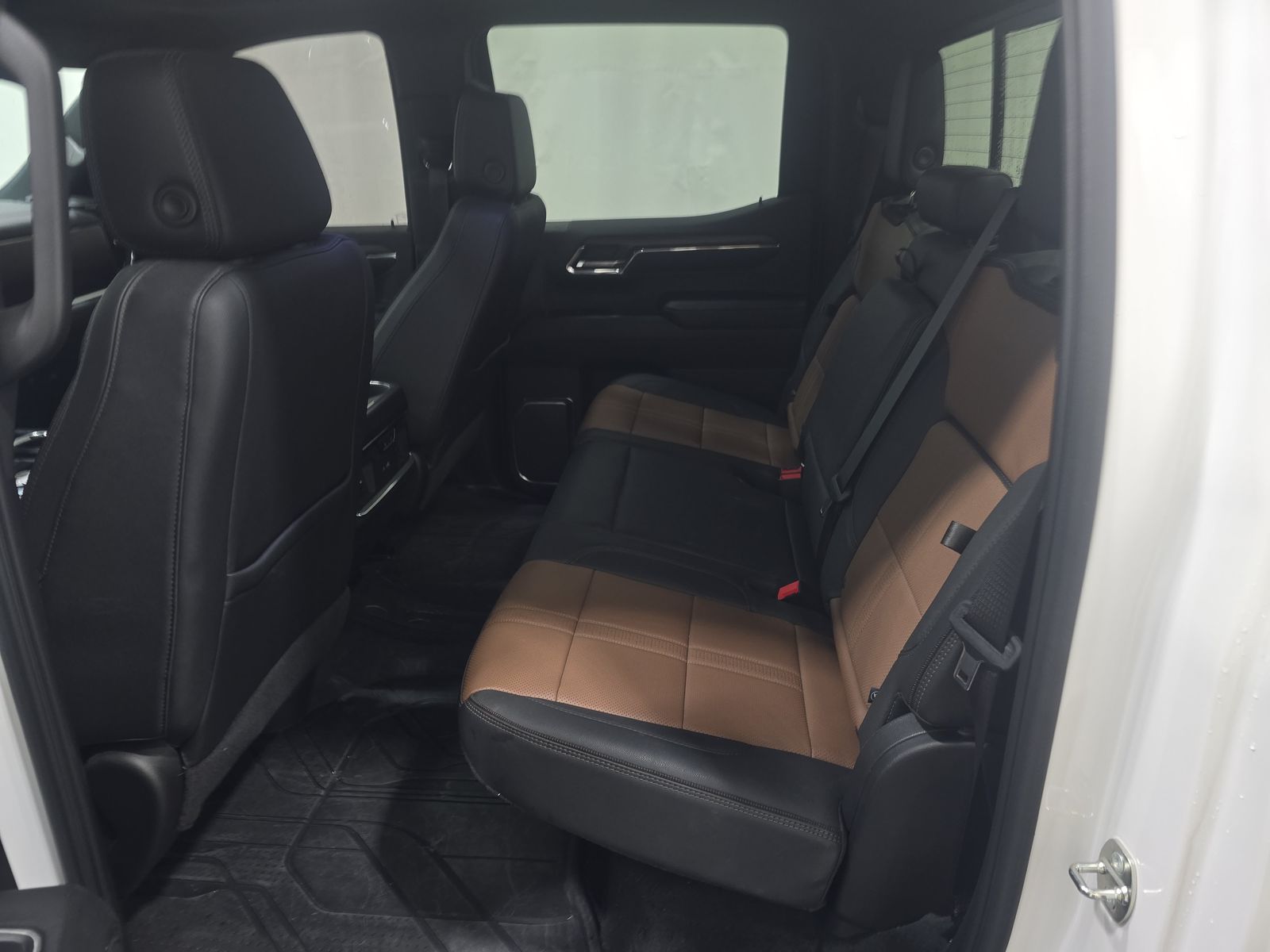 2024 Chevrolet Silverado 1500 High Country AWD