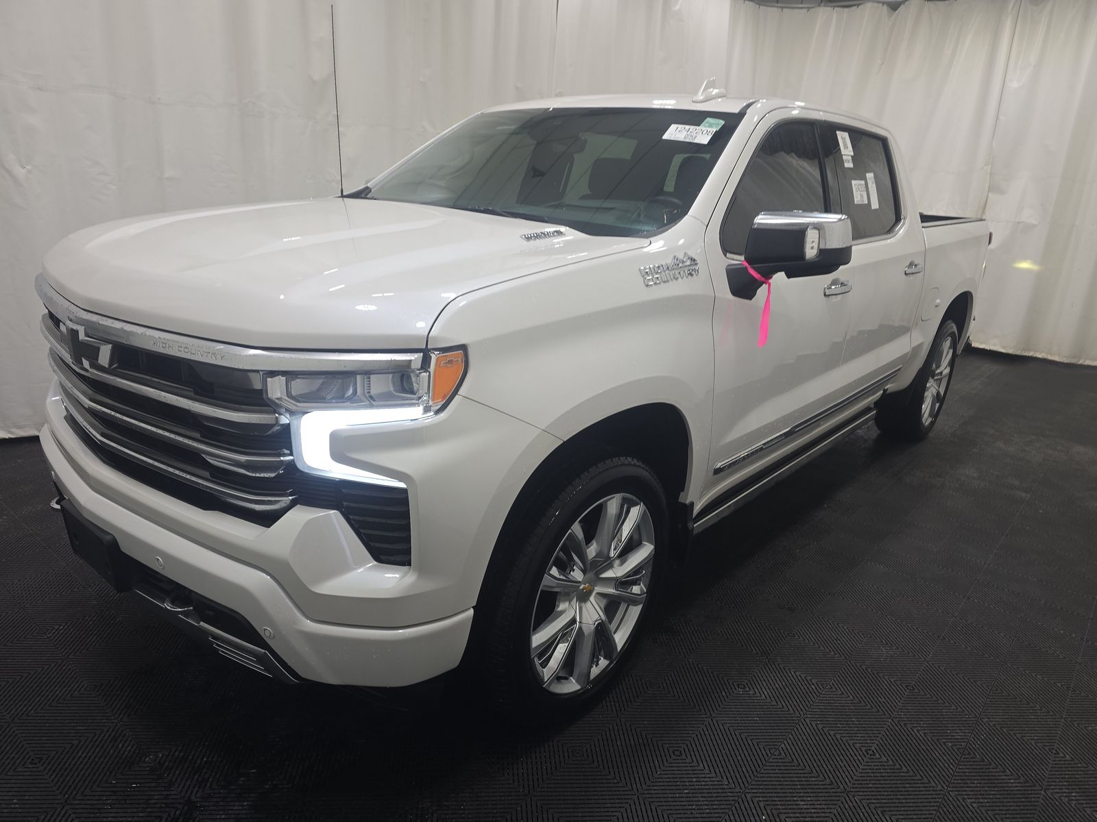 2024 Chevrolet Silverado 1500 High Country AWD