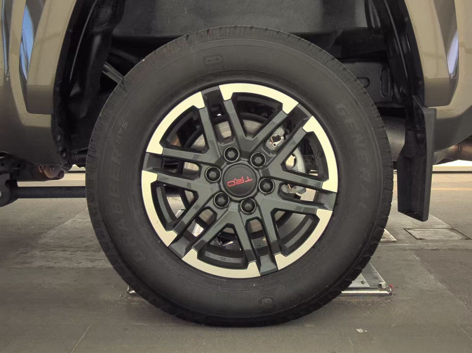 2024 Toyota Tacoma TRD Sport RWD