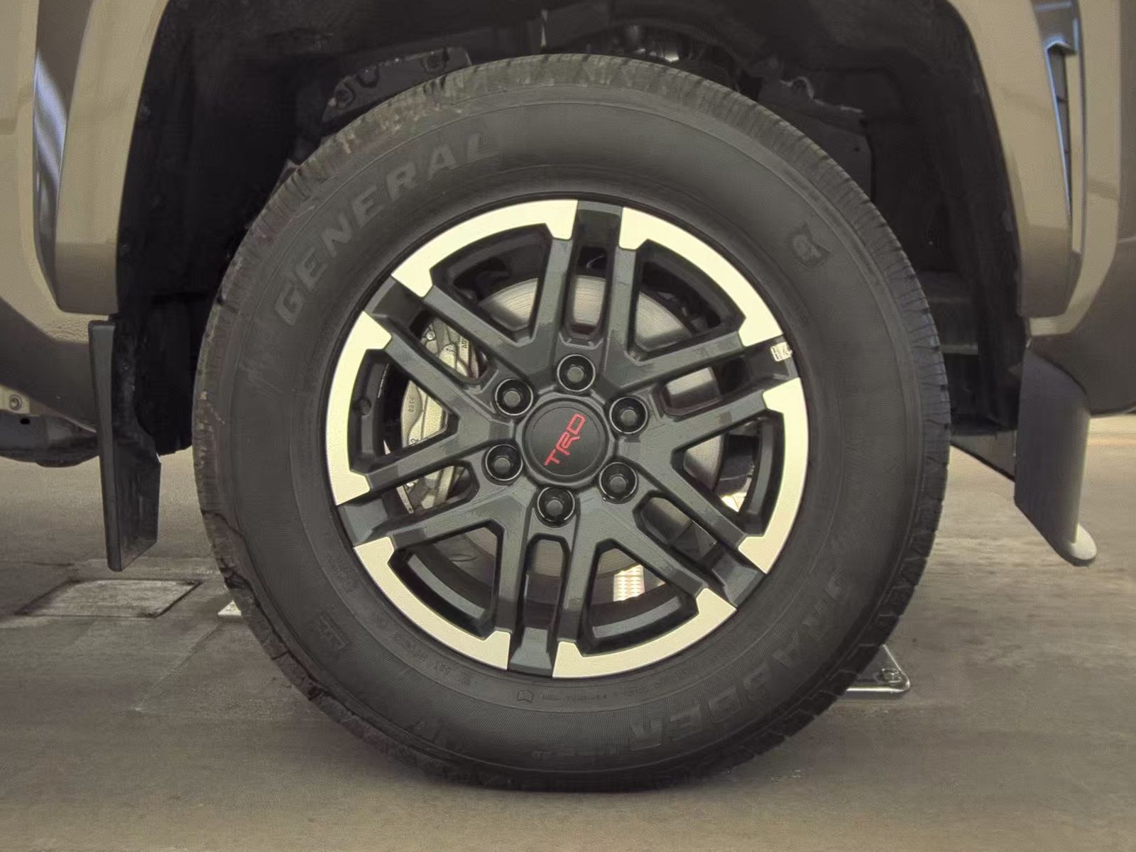 2024 Toyota Tacoma TRD Sport RWD