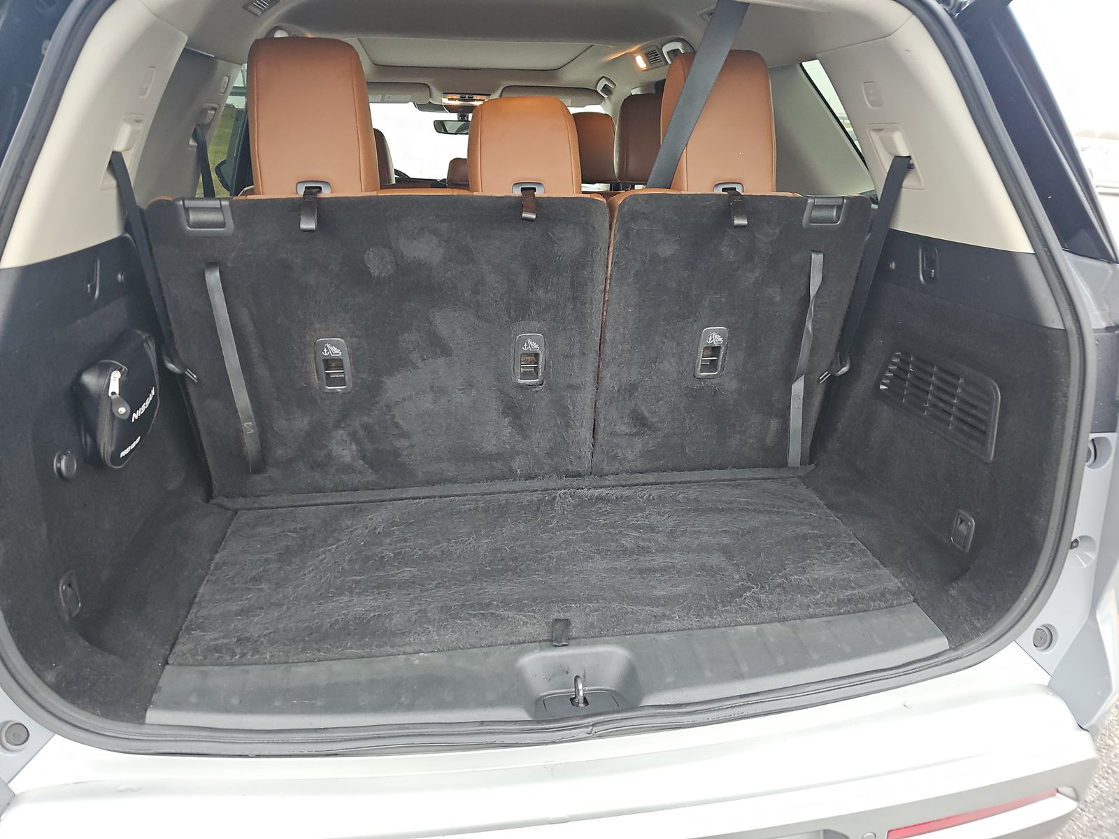 2023 Nissan Pathfinder Platinum AWD