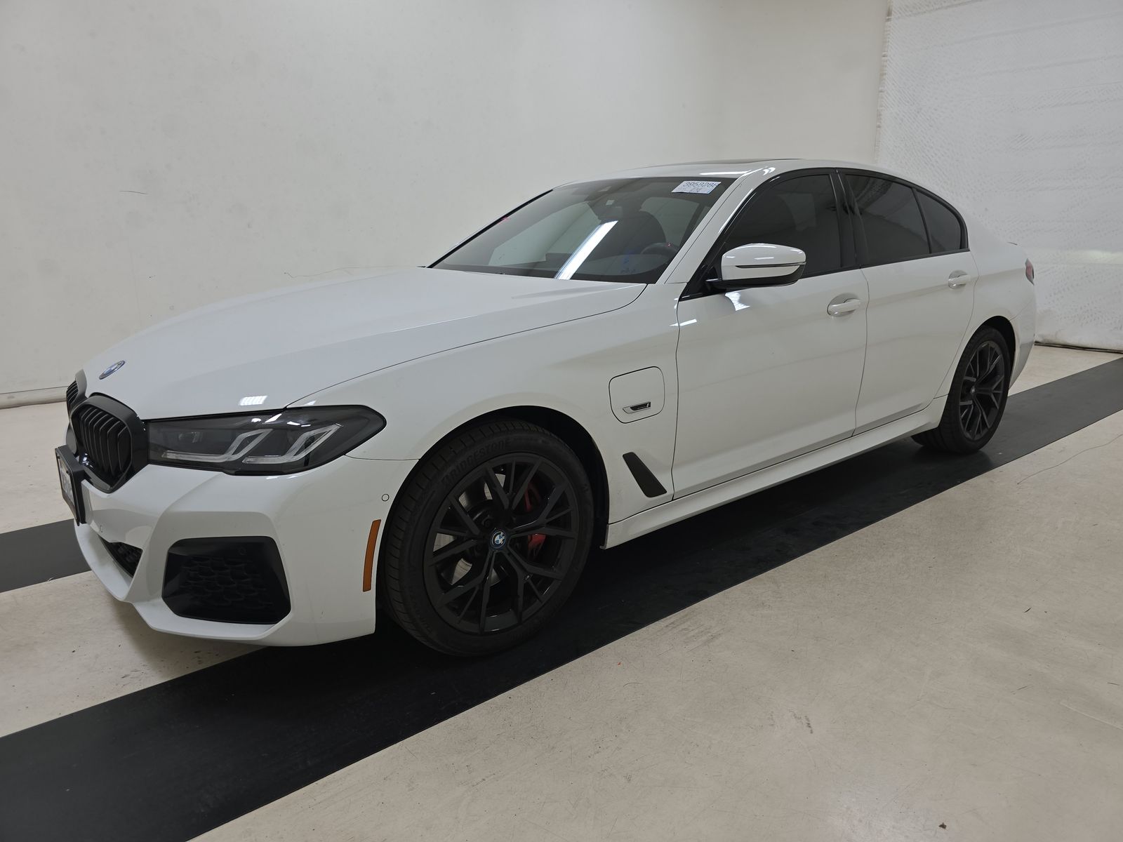 2023 BMW 5 Series Sedan 530e M SPORT LINE