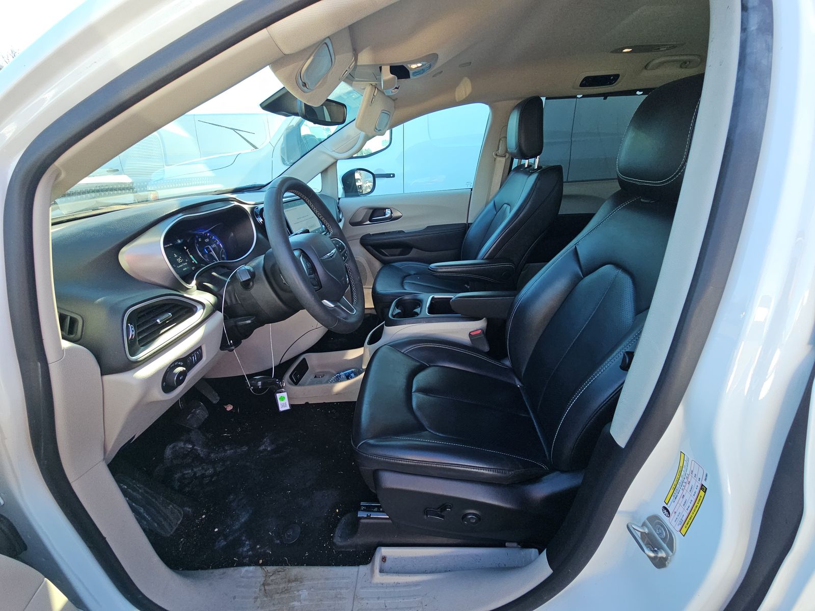 2023 Chrysler Pacifica Touring L FWD