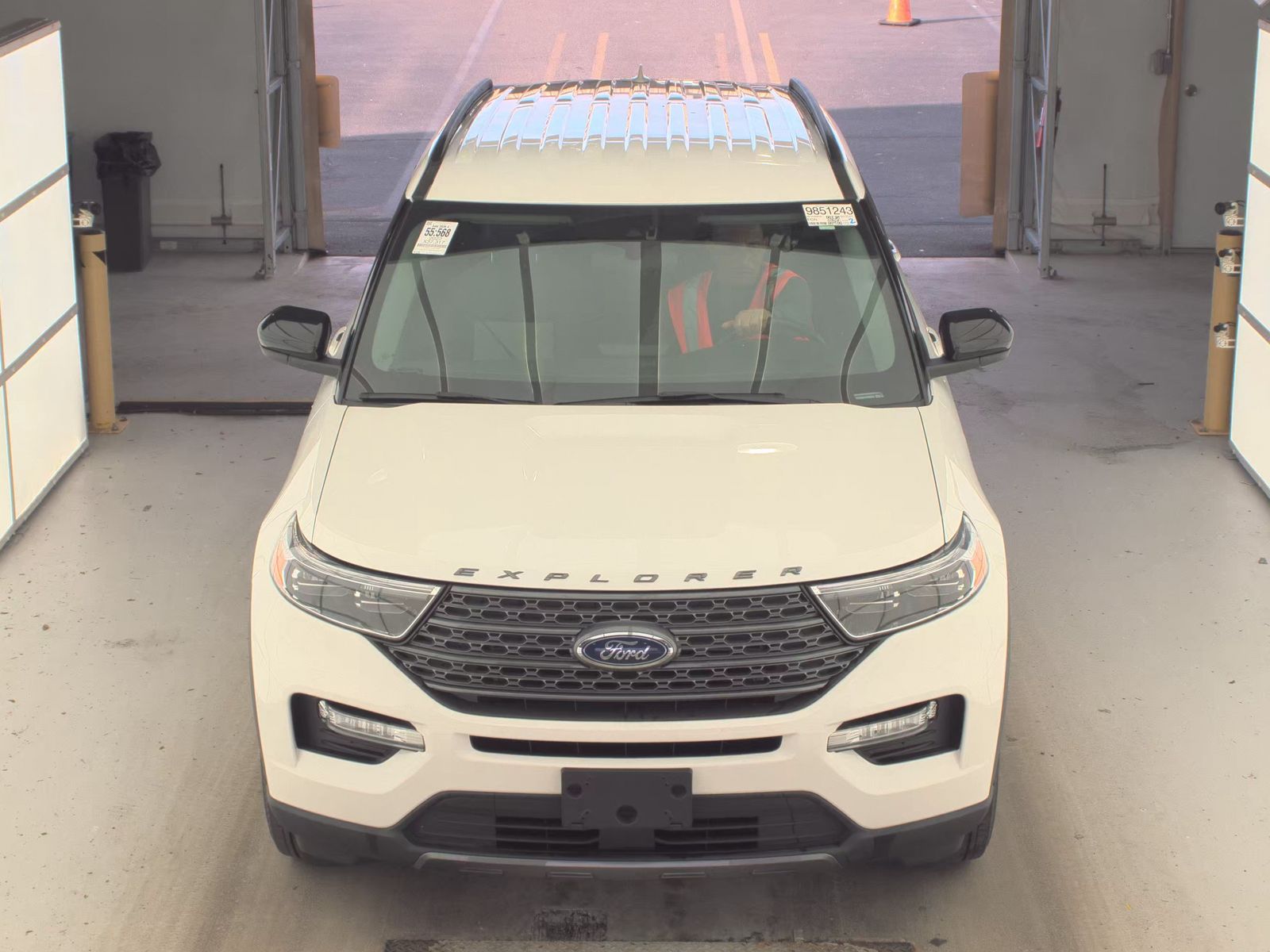 2023 Ford Explorer XLT AWD