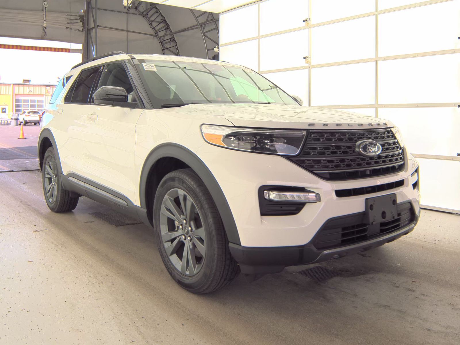 2023 Ford Explorer XLT AWD