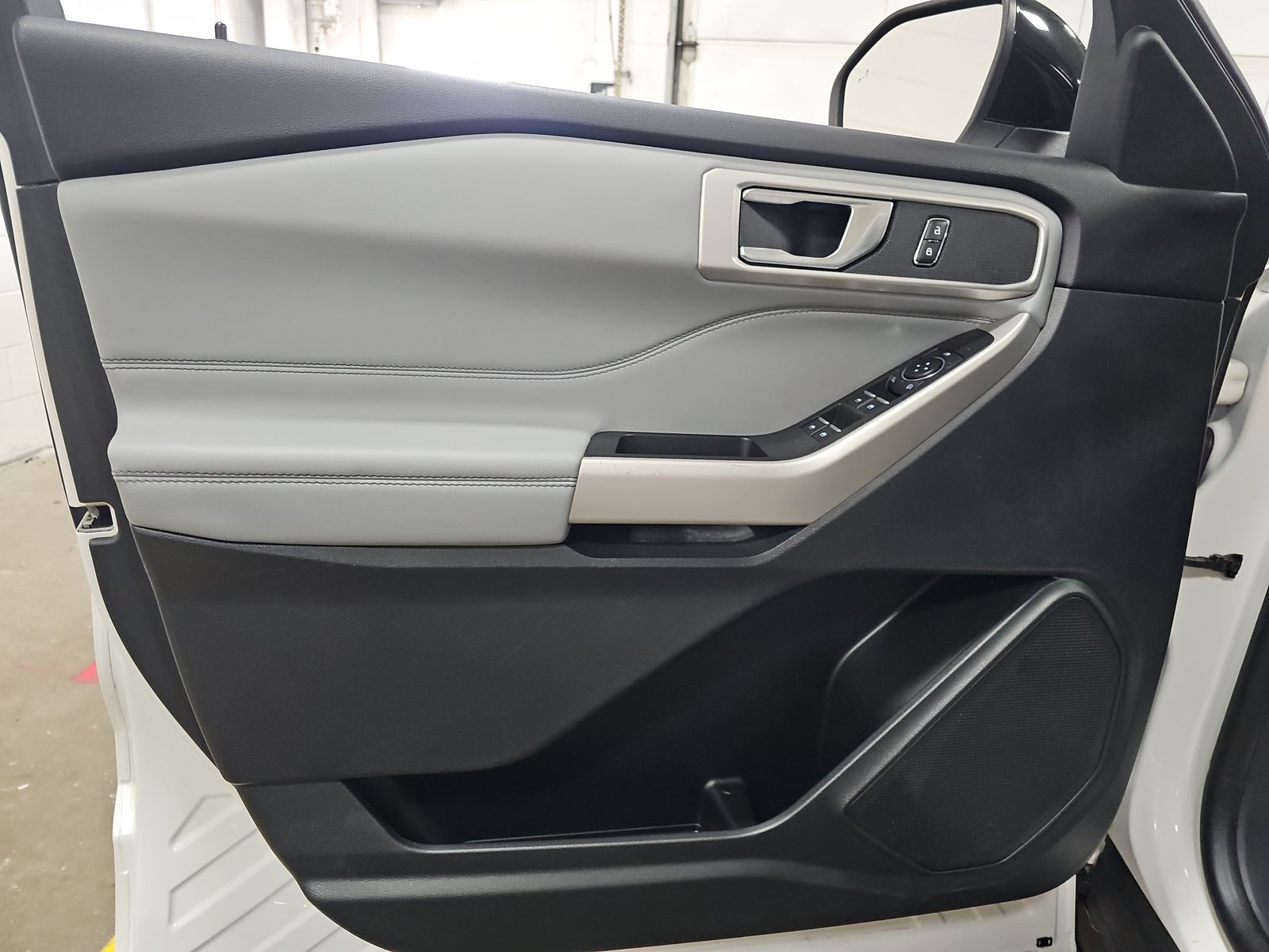 2023 Ford Explorer XLT AWD