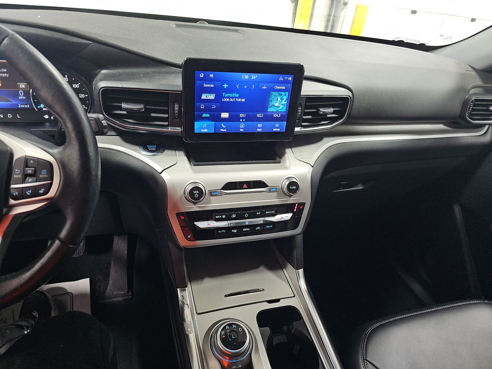 2023 Ford Explorer XLT AWD