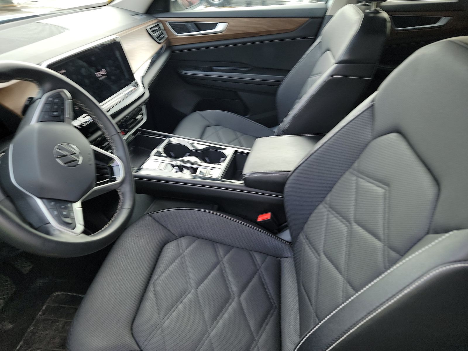 2024 Volkswagen Atlas 2.0T SE FWD