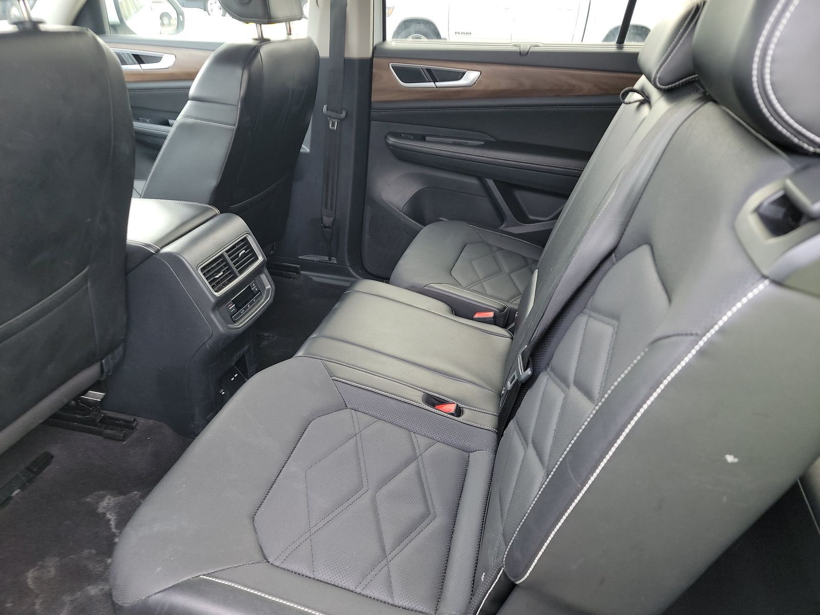 2024 Volkswagen Atlas 2.0T SE FWD