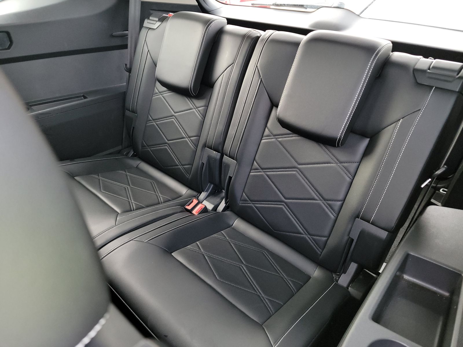 2024 Volkswagen Atlas 2.0T SE FWD