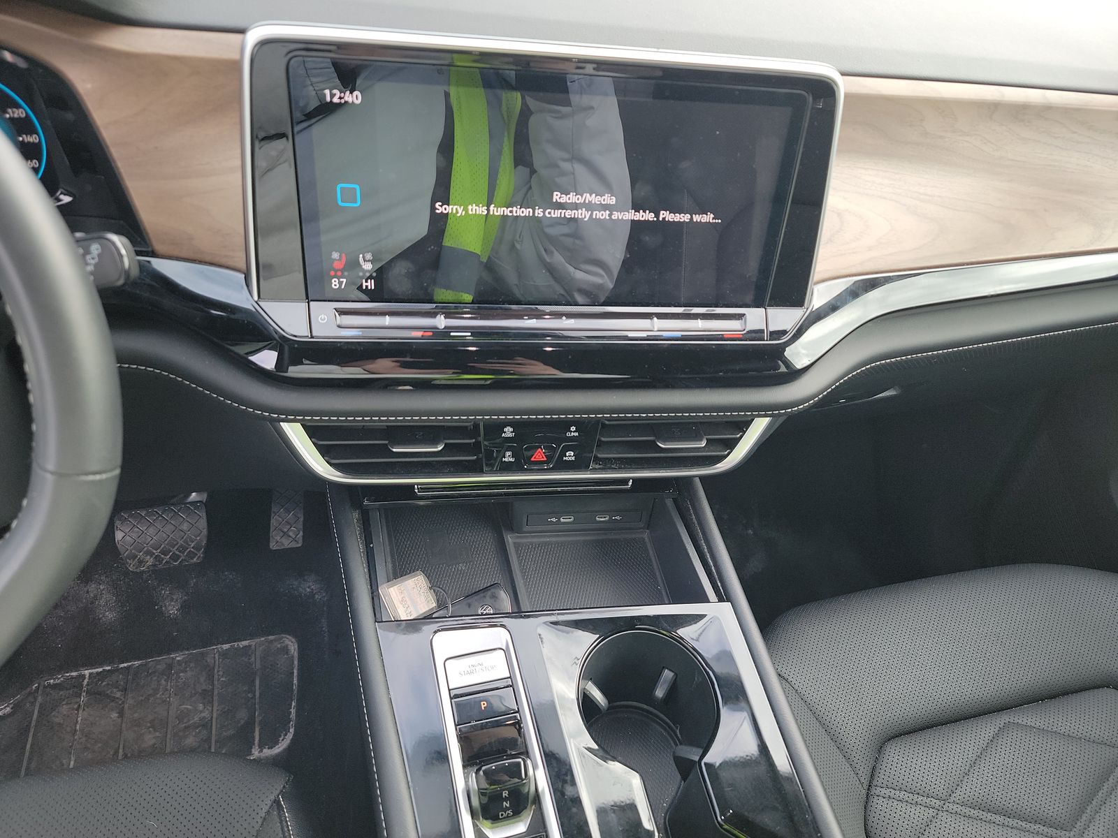 2024 Volkswagen Atlas 2.0T SE FWD