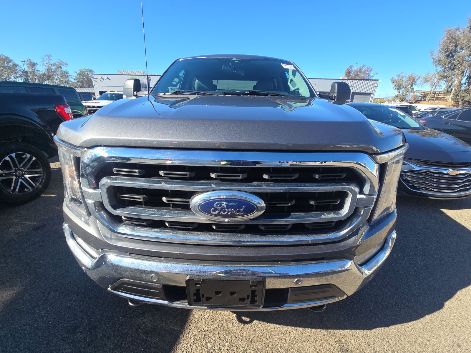 2023 Ford F-150 XLT AWD