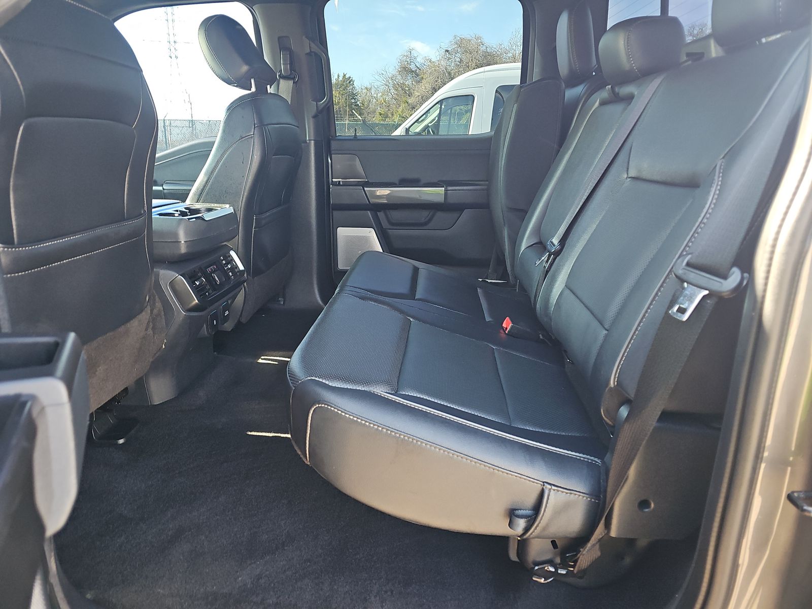 2023 Ford F-150 Lariat AWD