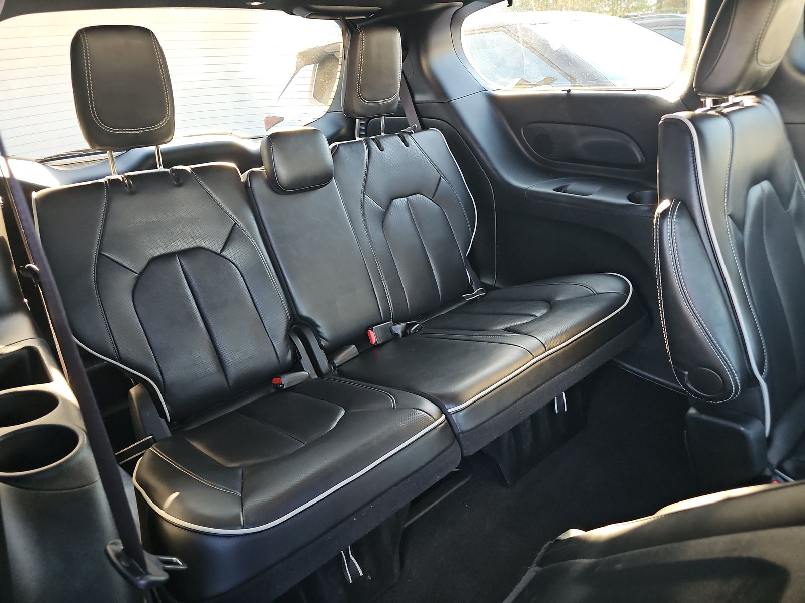 2025 Chrysler Pacifica Limited FWD