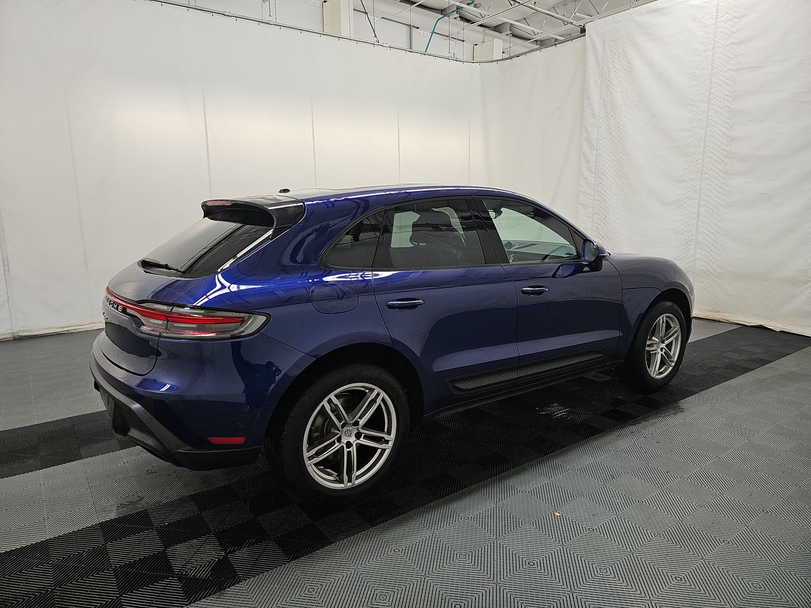 2023 Porsche Macan Base AWD