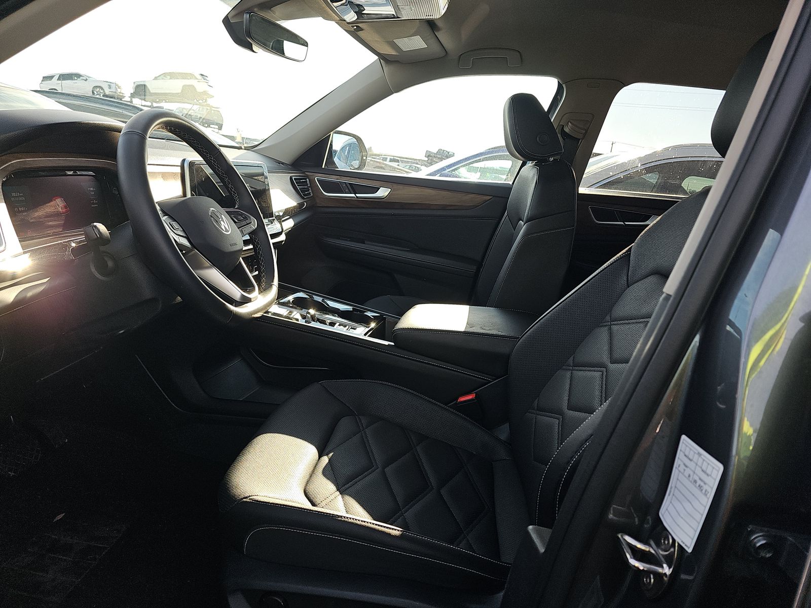 2025 Volkswagen Atlas 2.0T SE AWD