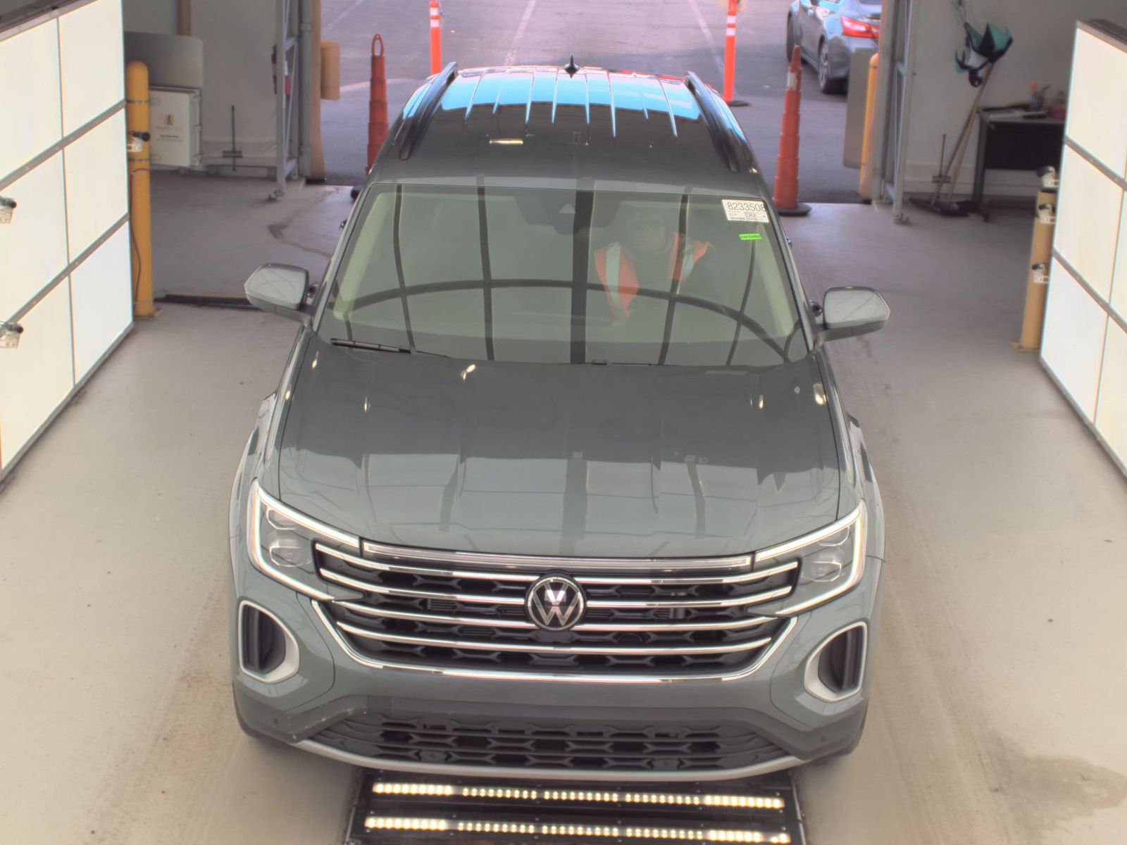 2025 Volkswagen Atlas 2.0T SE AWD