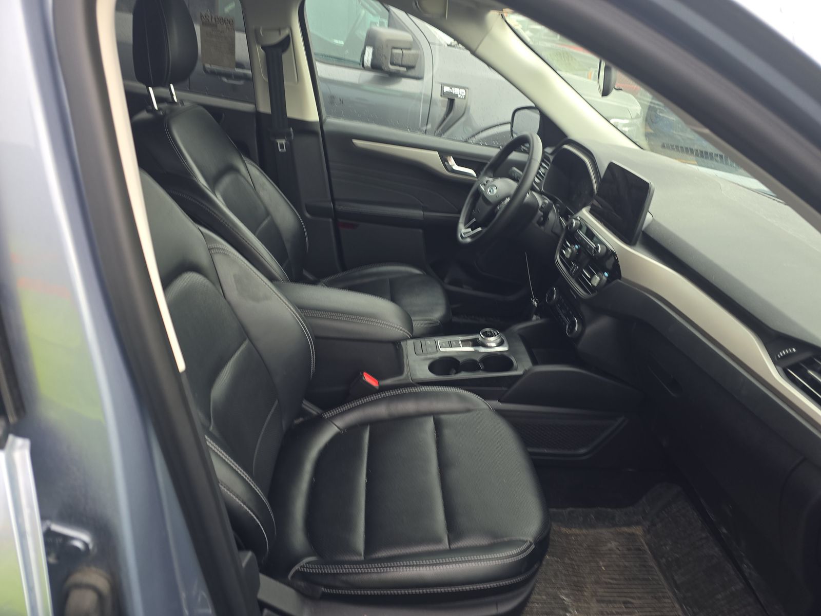 2022 Ford Escape SEL AWD