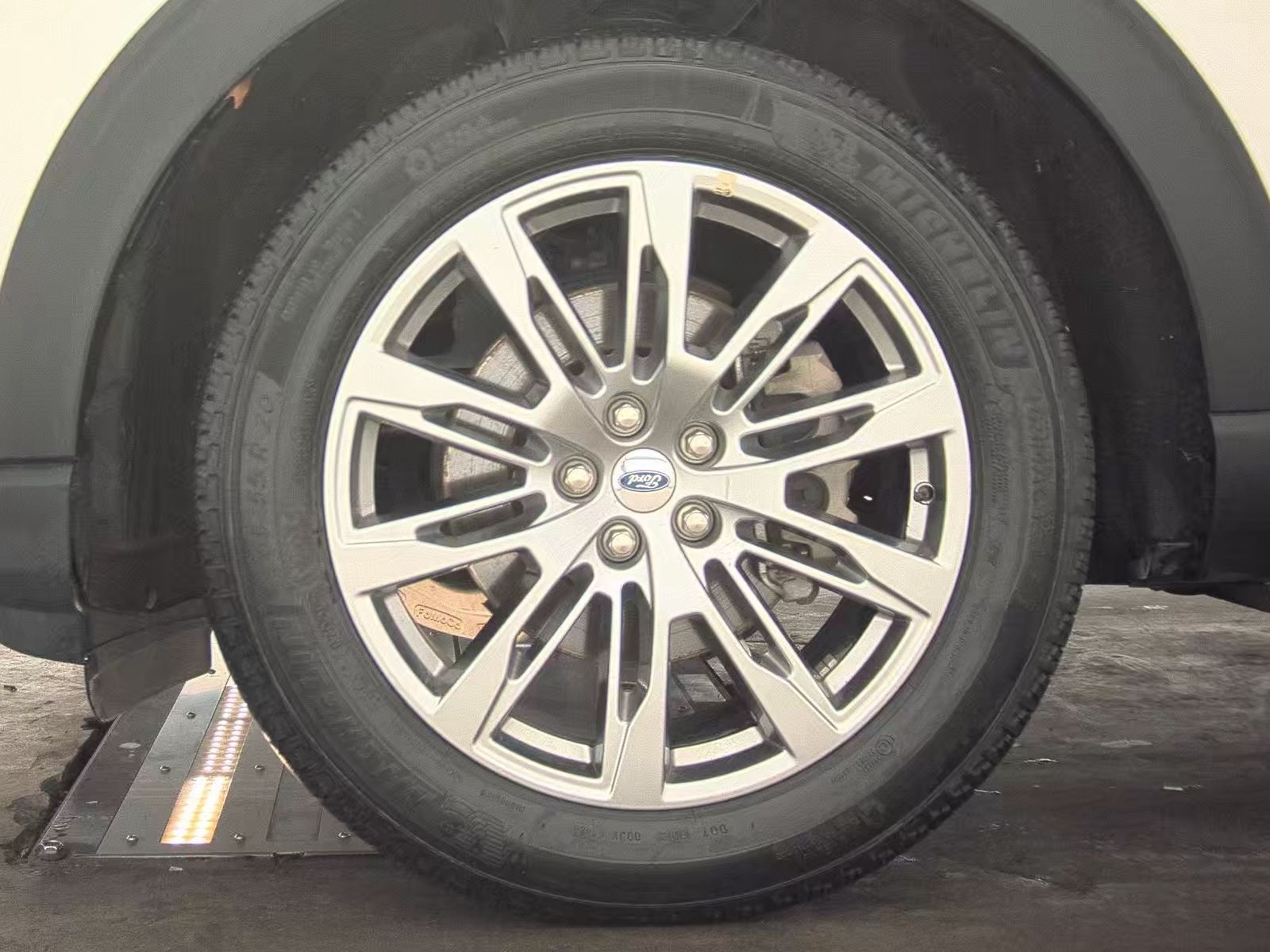 2025 Ford Explorer Platinum AWD