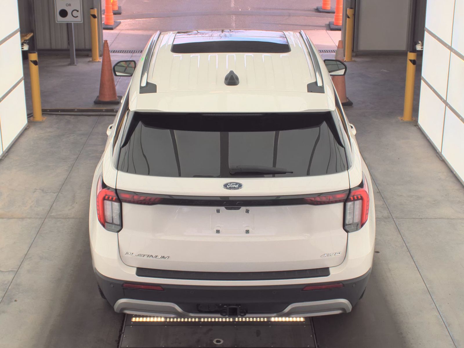 2025 Ford Explorer Platinum AWD