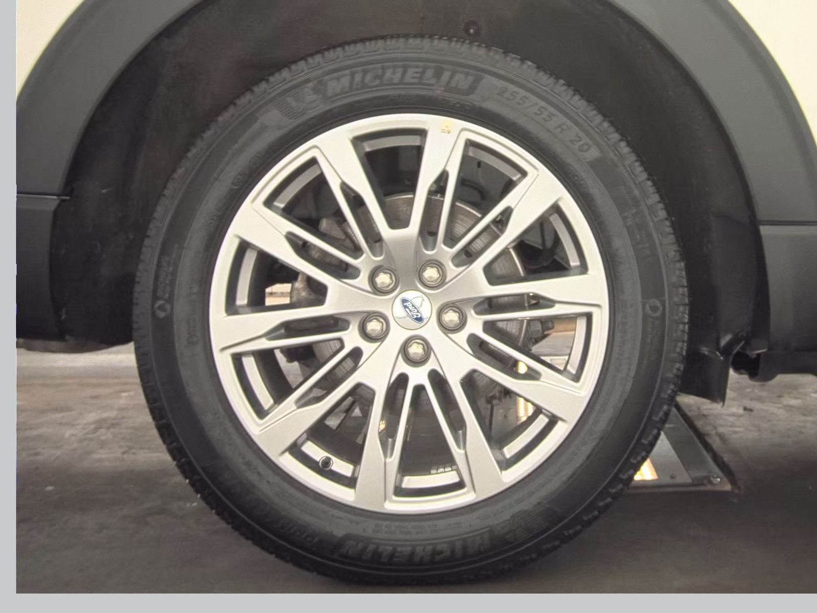 2025 Ford Explorer Platinum AWD