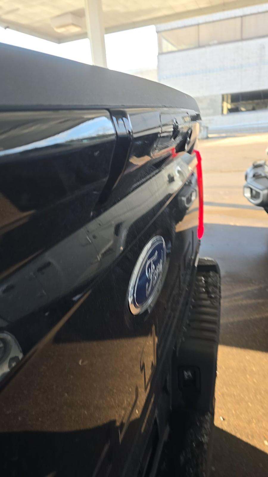 2023 Ford F-150 Lariat AWD