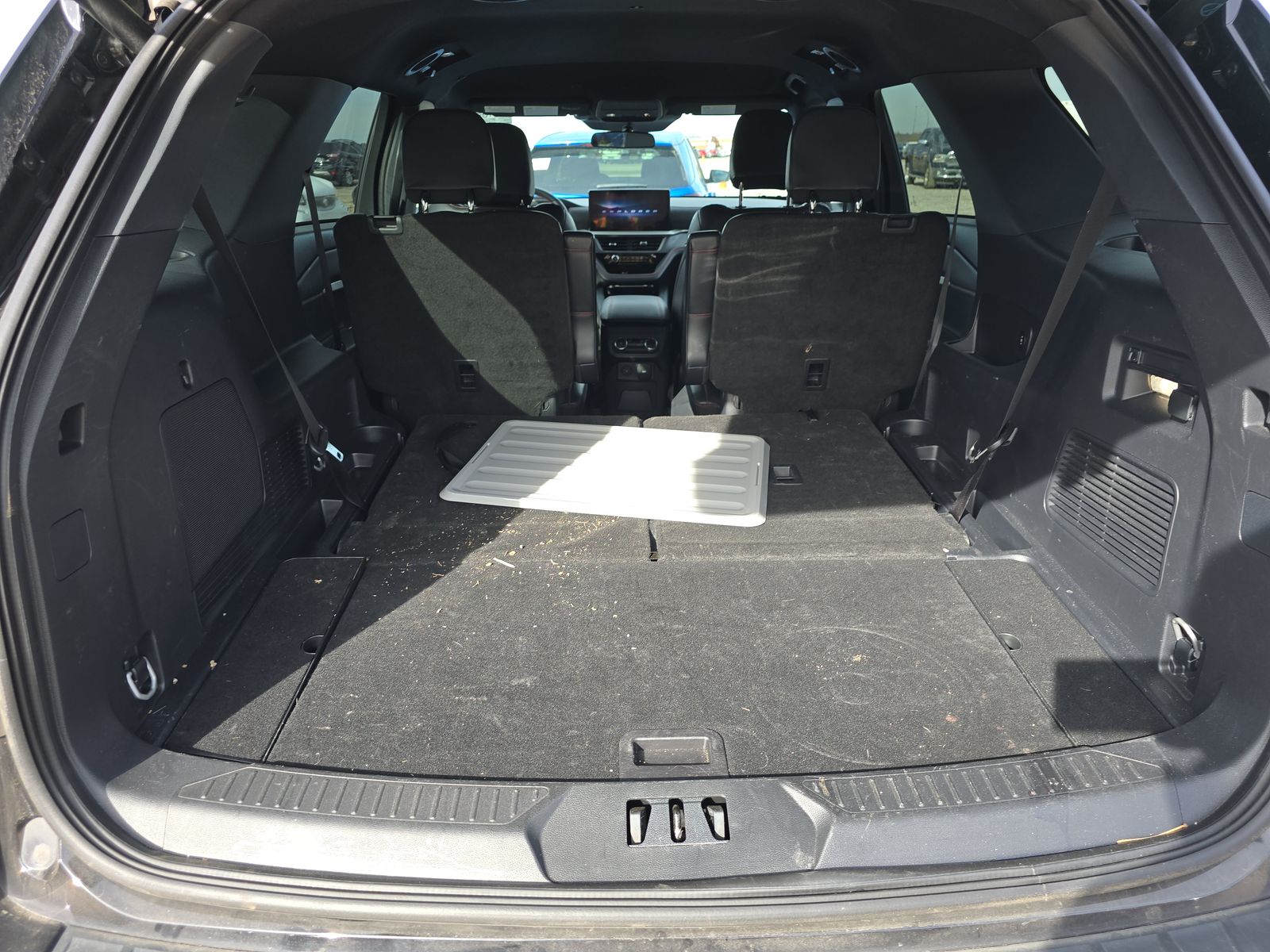 2025 Ford Explorer ST-Line AWD