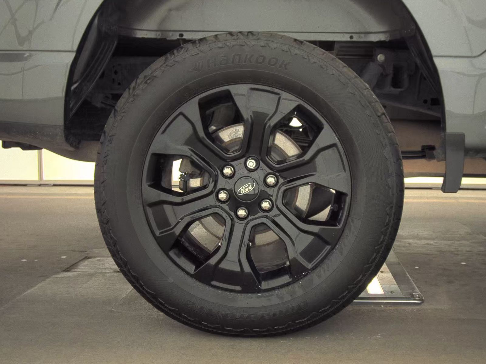 2023 Ford F-150 Lariat AWD