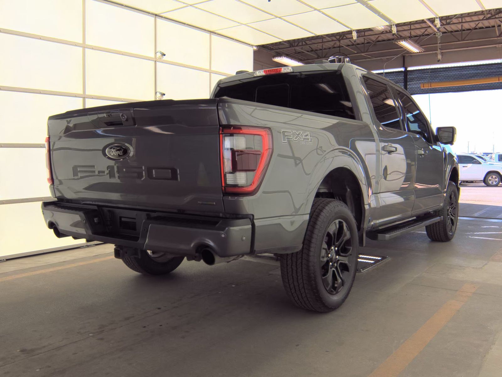 2023 Ford F-150 Lariat AWD