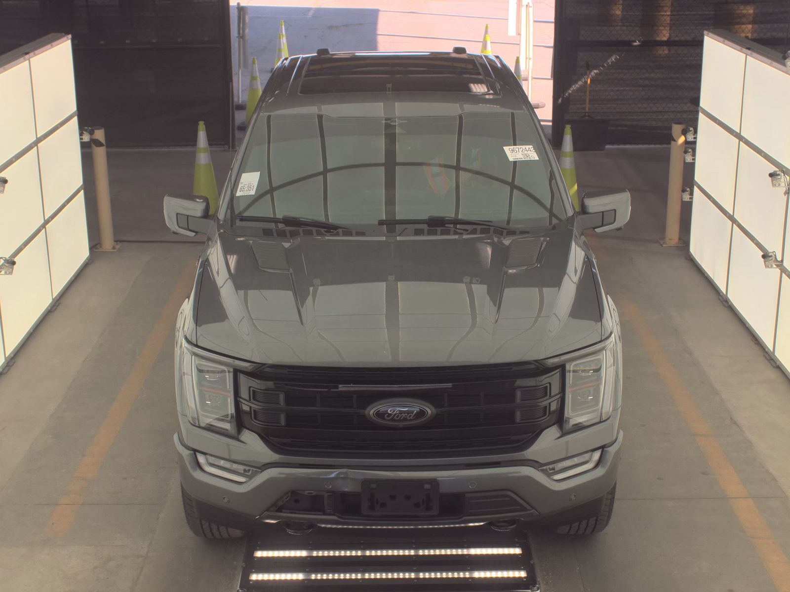 2023 Ford F-150 Lariat AWD