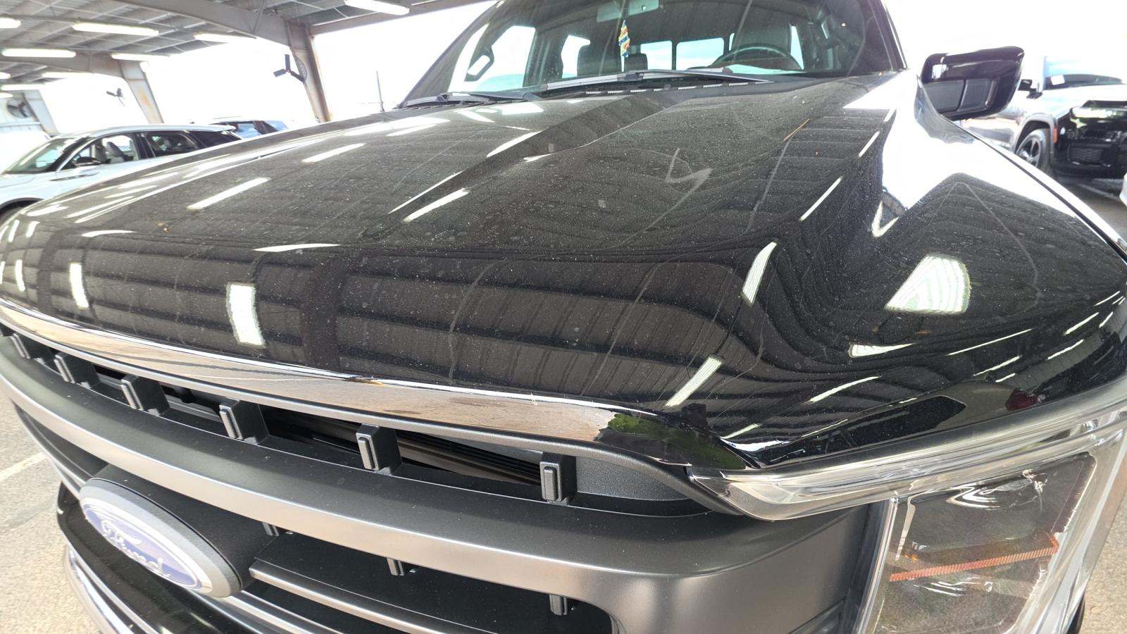 2023 Ford F-150 Hybrid Lariat AWD