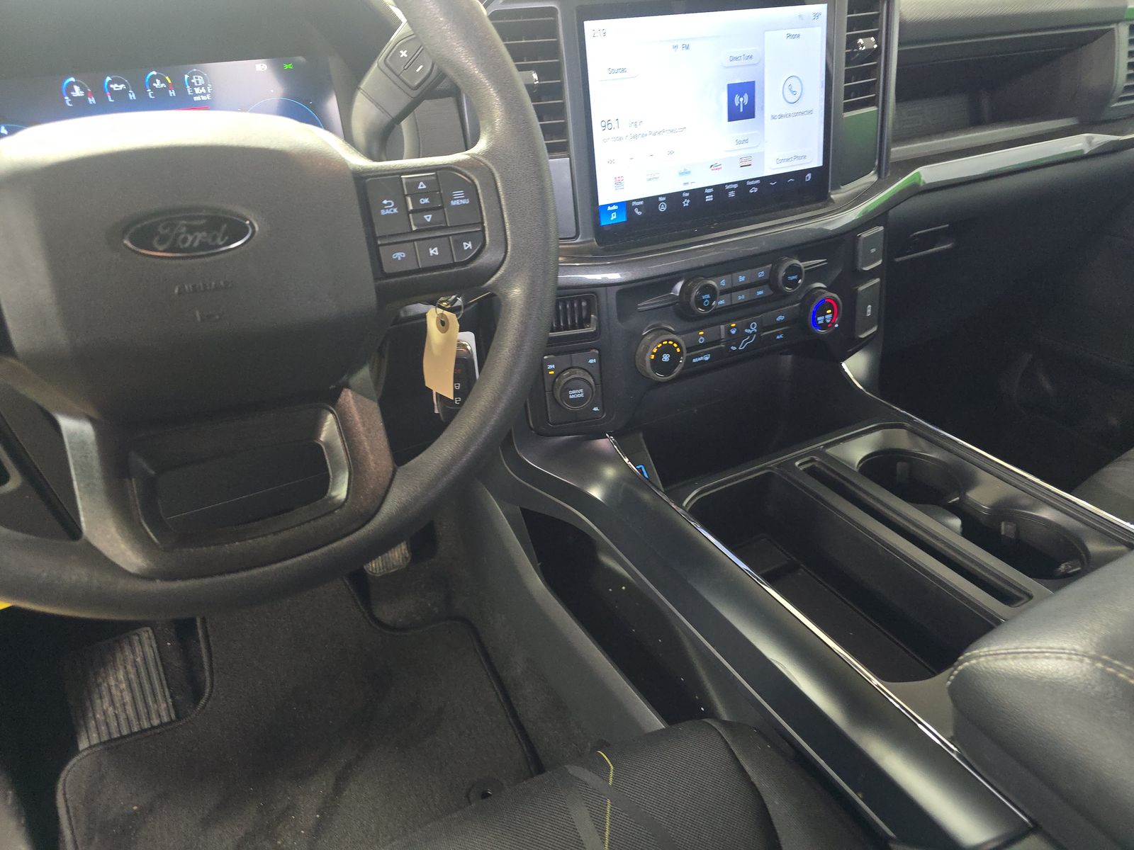 2024 Ford F-150 STX AWD