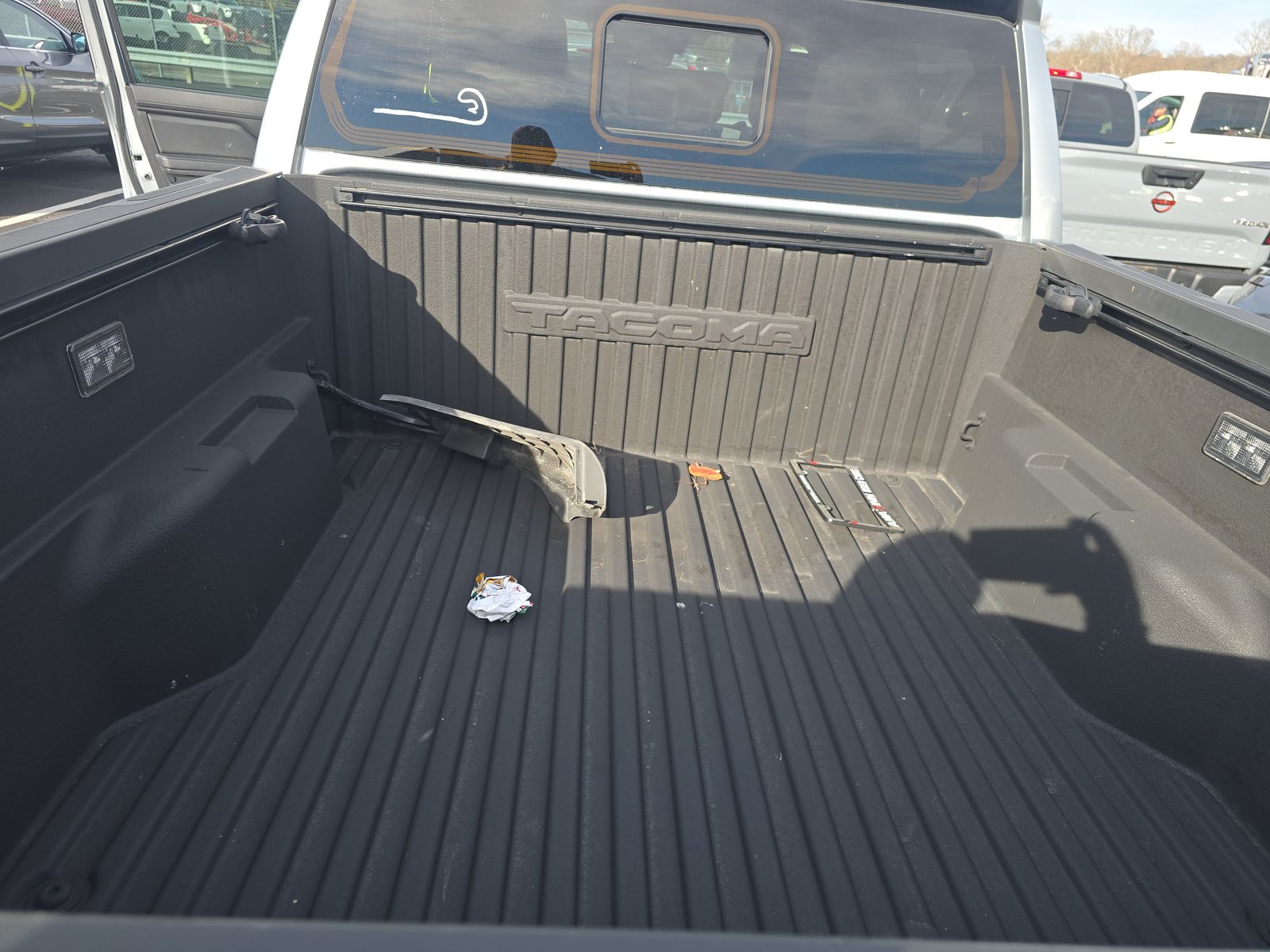 2024 Toyota Tacoma SR5 AWD