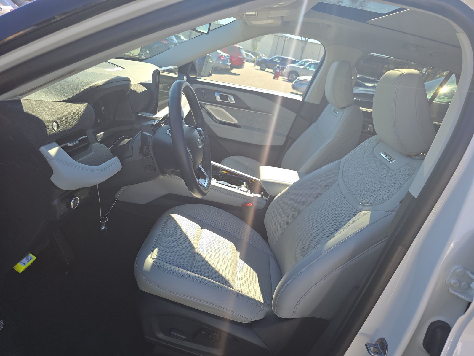 2025 Ford Explorer Platinum RWD