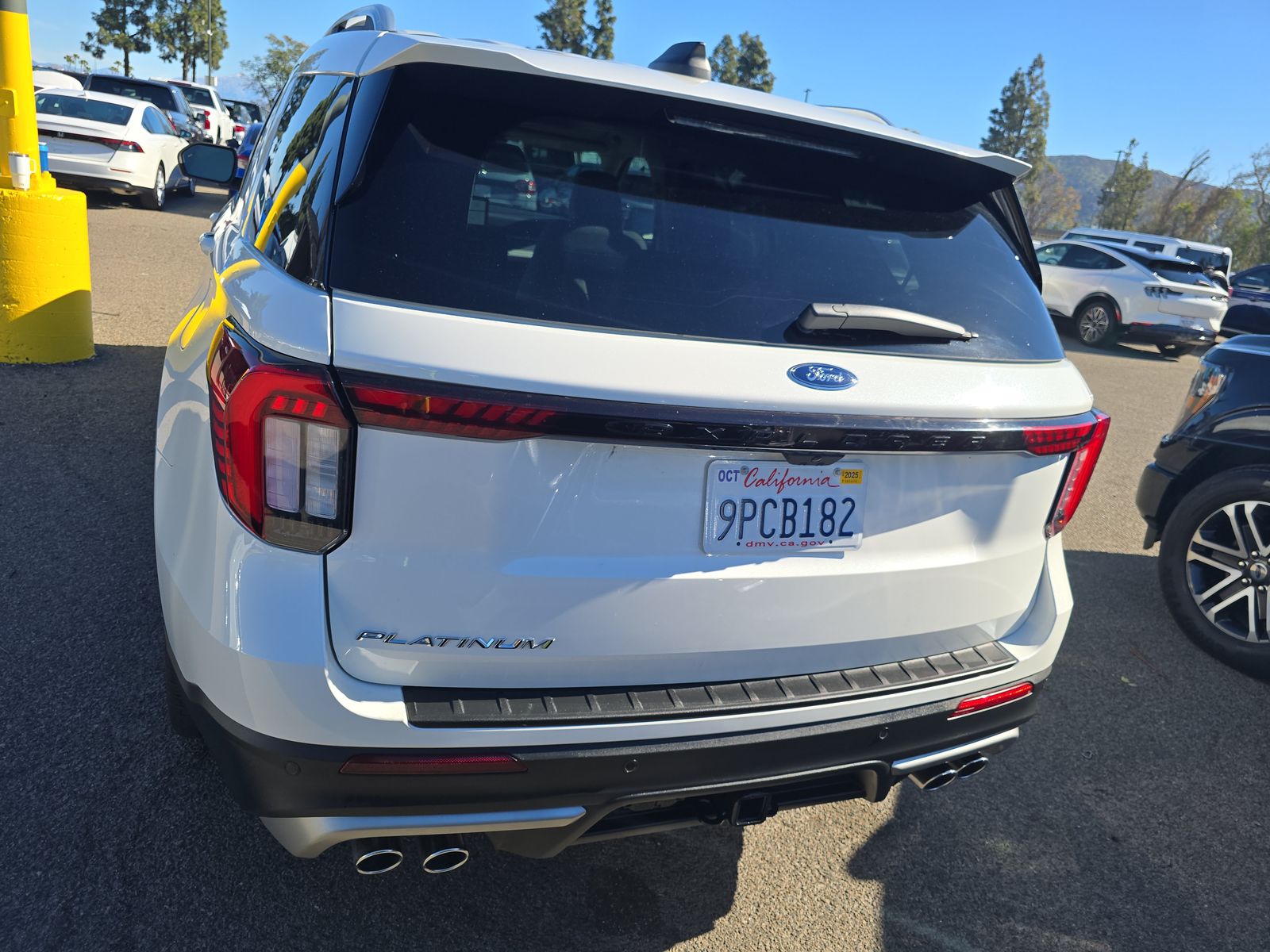 2025 Ford Explorer Platinum RWD