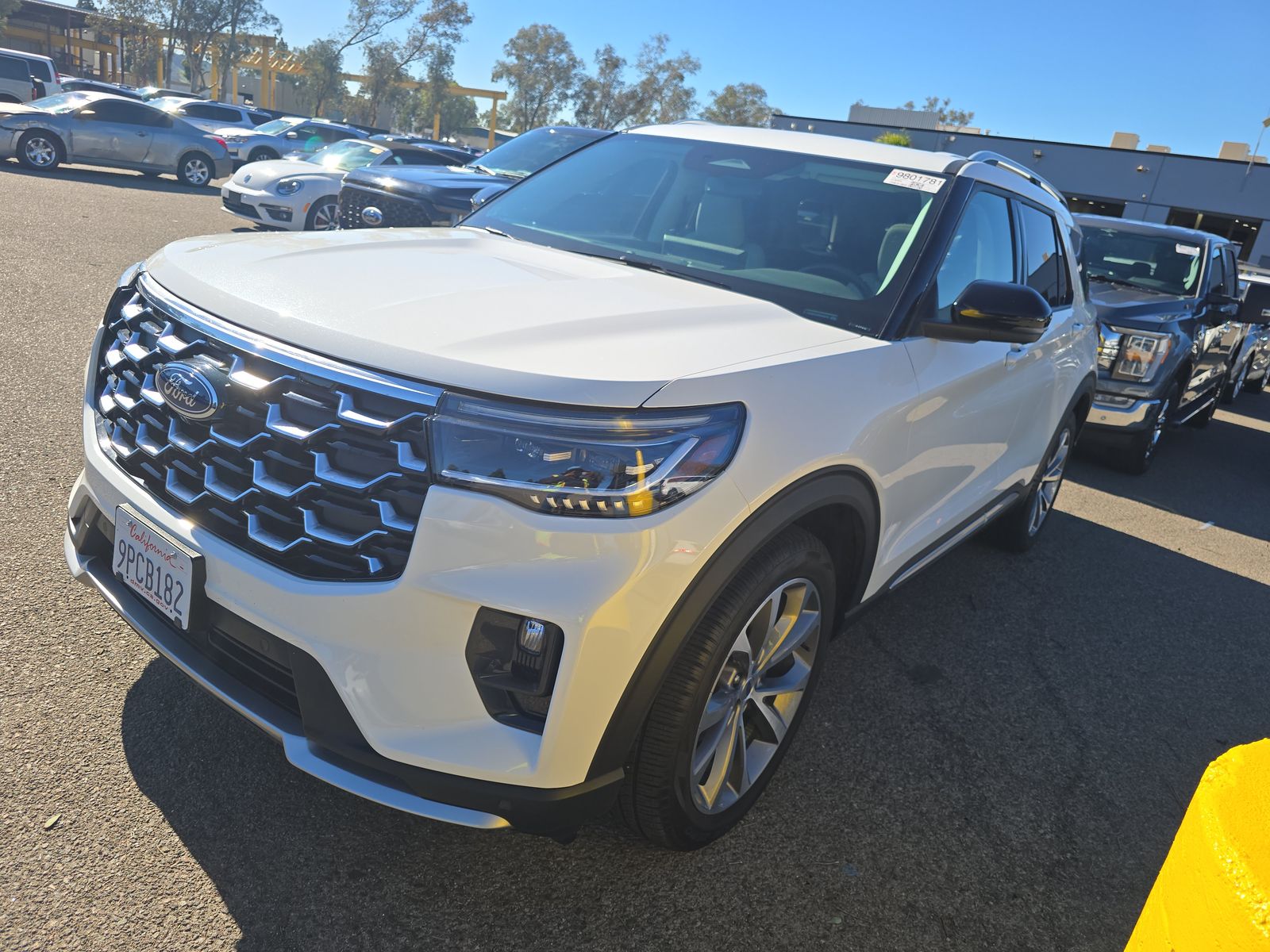 2025 Ford Explorer Platinum RWD