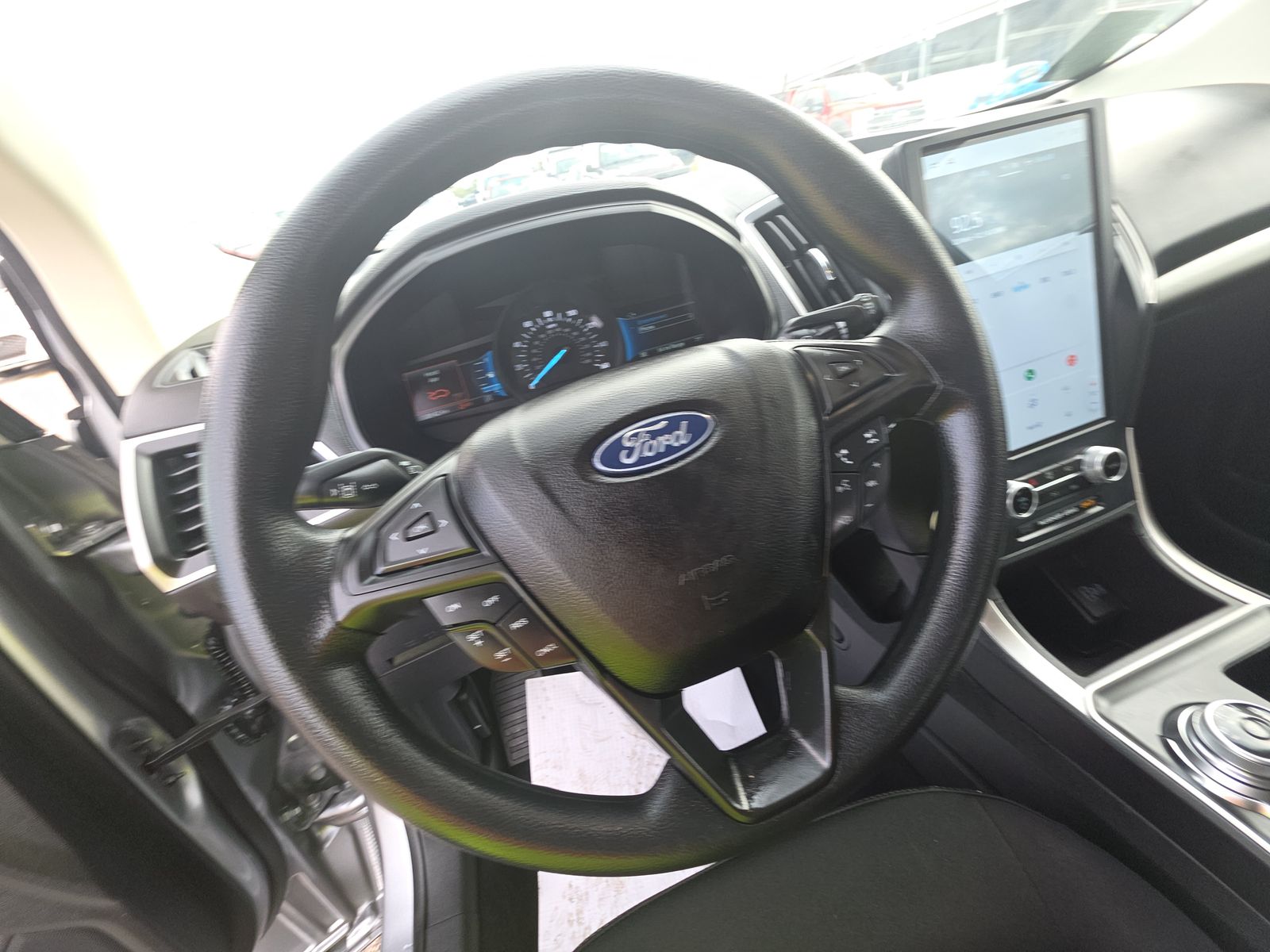 2023 Ford Edge SE AWD