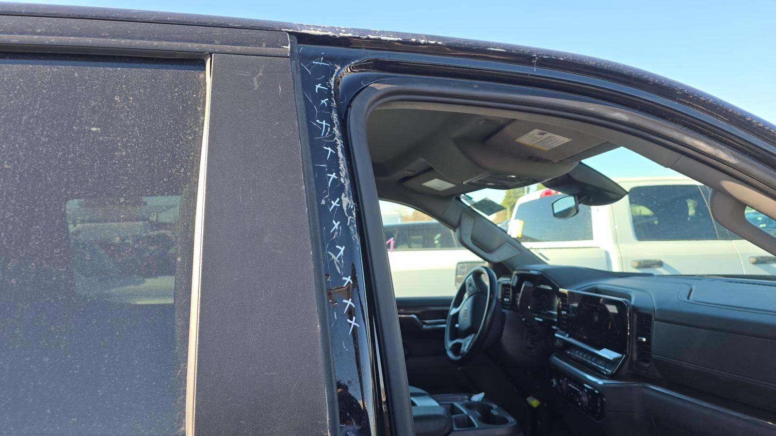 2023 Chevrolet Silverado 1500 LT AWD